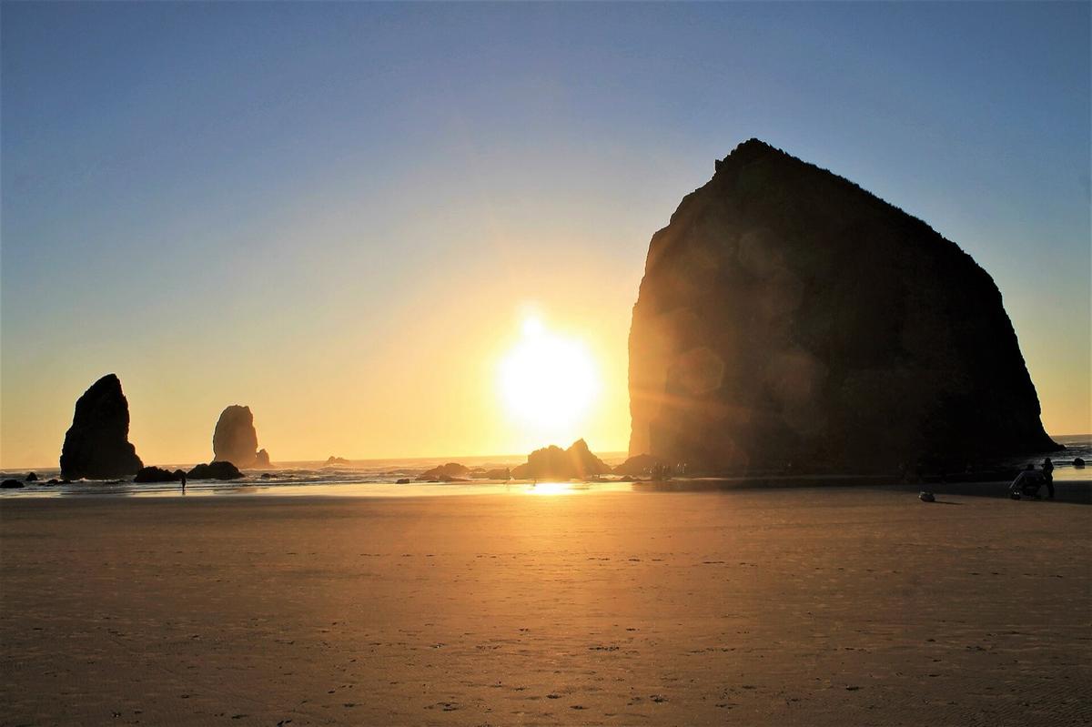 Haystack Rock, Cannon Beach