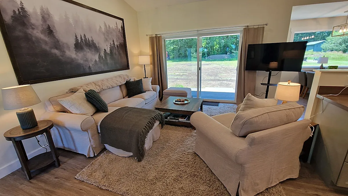 Forks vacation rental living room